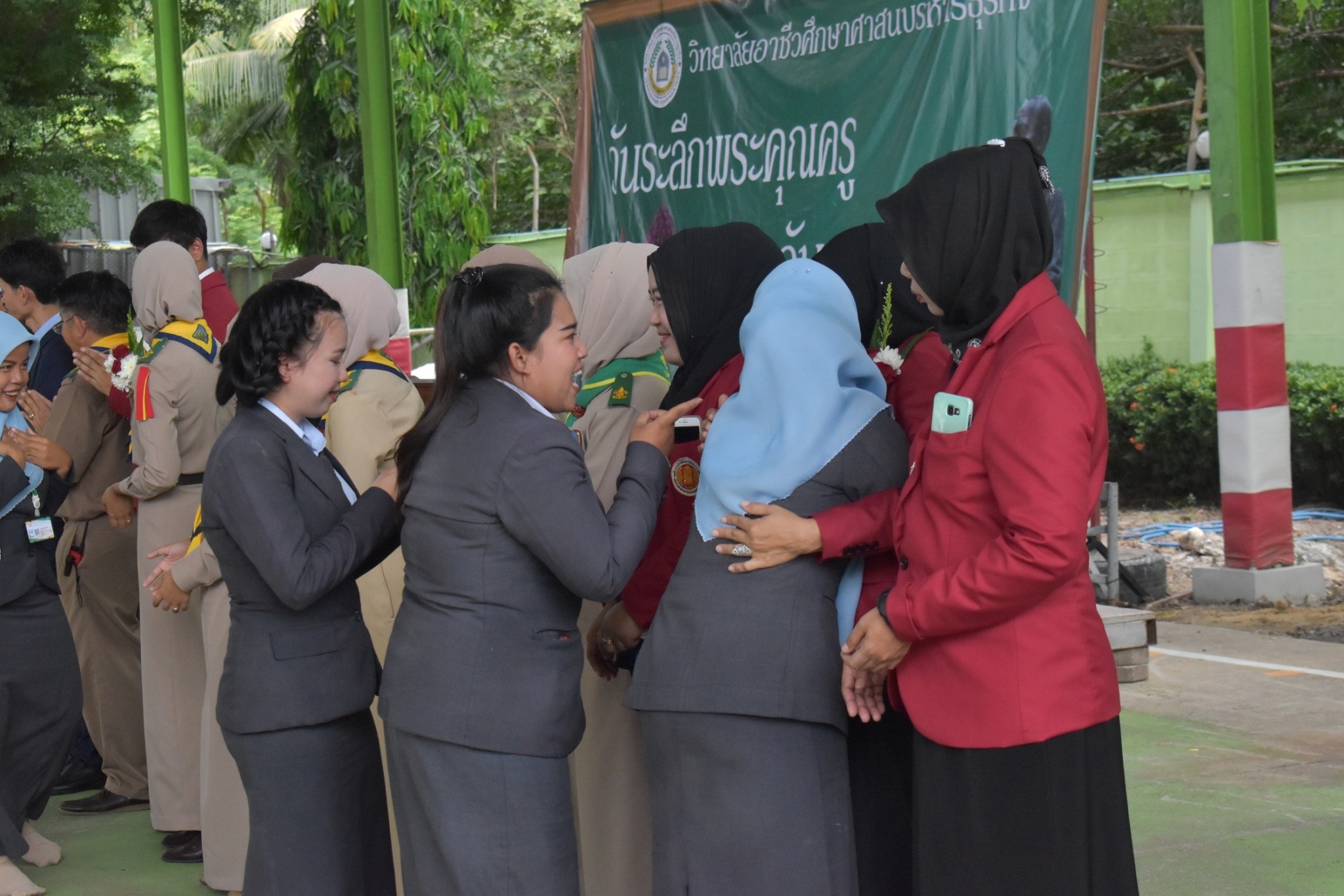 วันระลึกพระคุณครู และวันสุนทรภู่